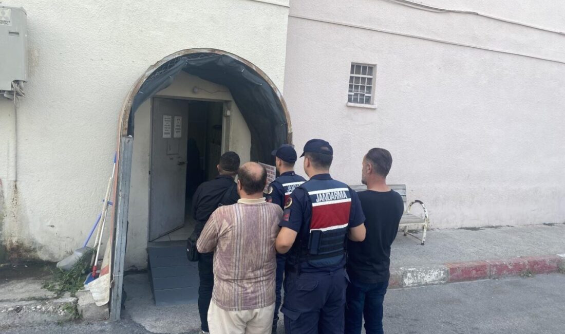 MERSİN (AA) – Mersin'in Yenişehir ilçesinde bir arsayı sahte noter