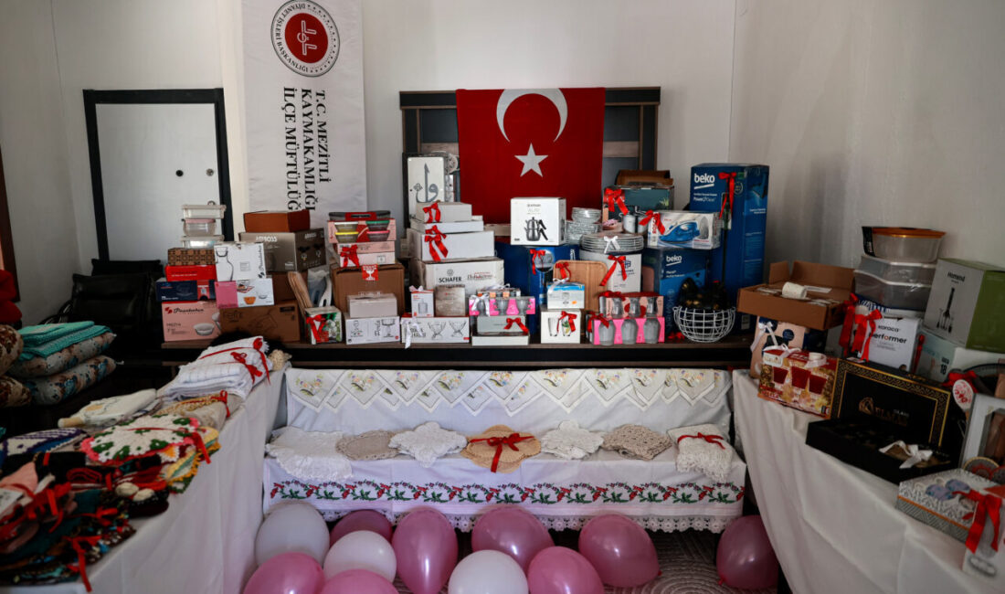 MERSİN (AA) – Mersin'de evlilik hazırlığı yapan öksüz Elif Ceren