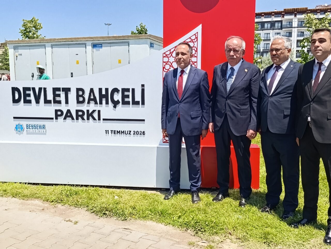 - "Savunma sanayisinde lider ülke olduk. Tümüyle, her şeyimizle lider