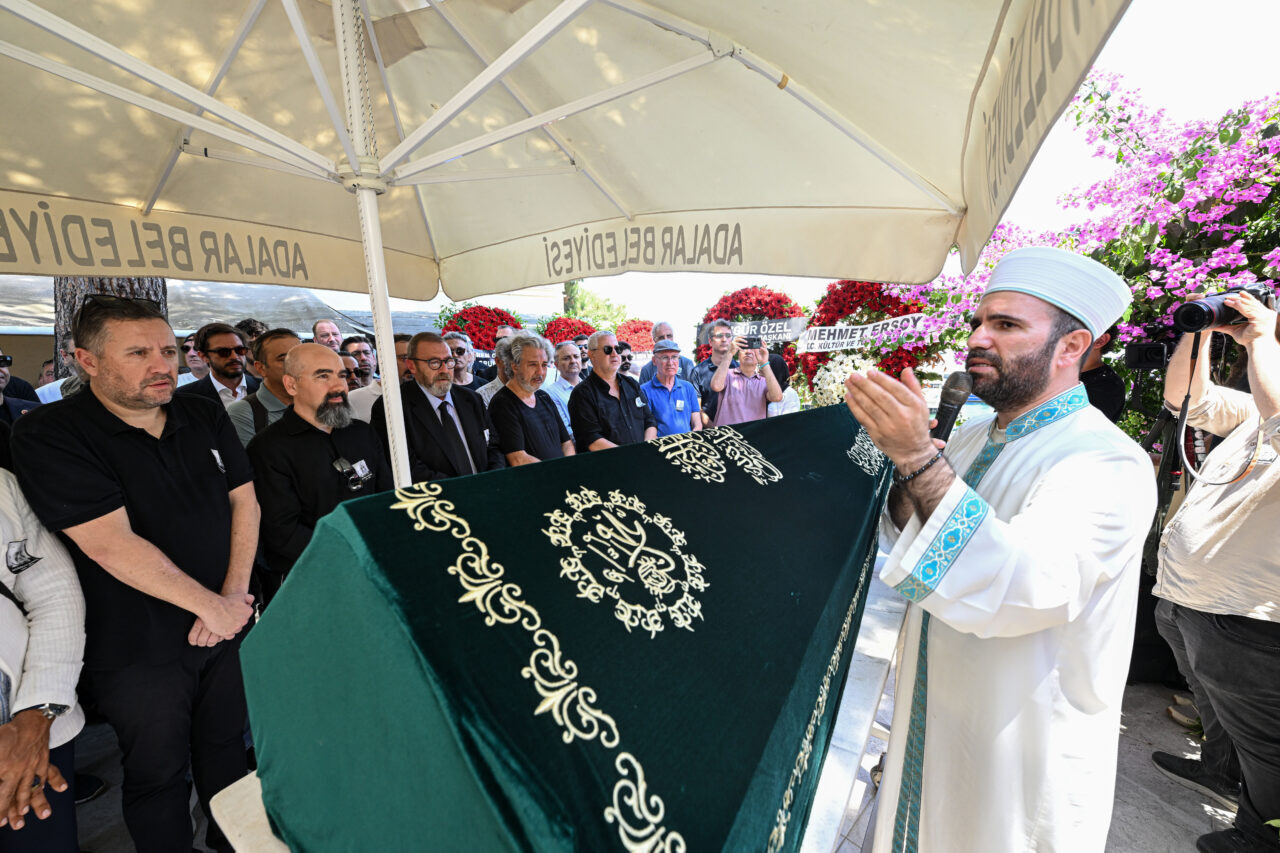 İSTANBUL (AA) – Milliyet Gazetesi Genel Yayın Yönetmeni Özay Şendir'in