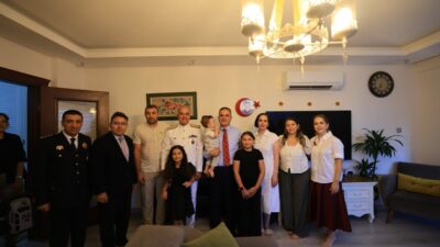 MUĞLA (AA) – Muğla Valisi İdris Akbıyık ve eşi Sevim