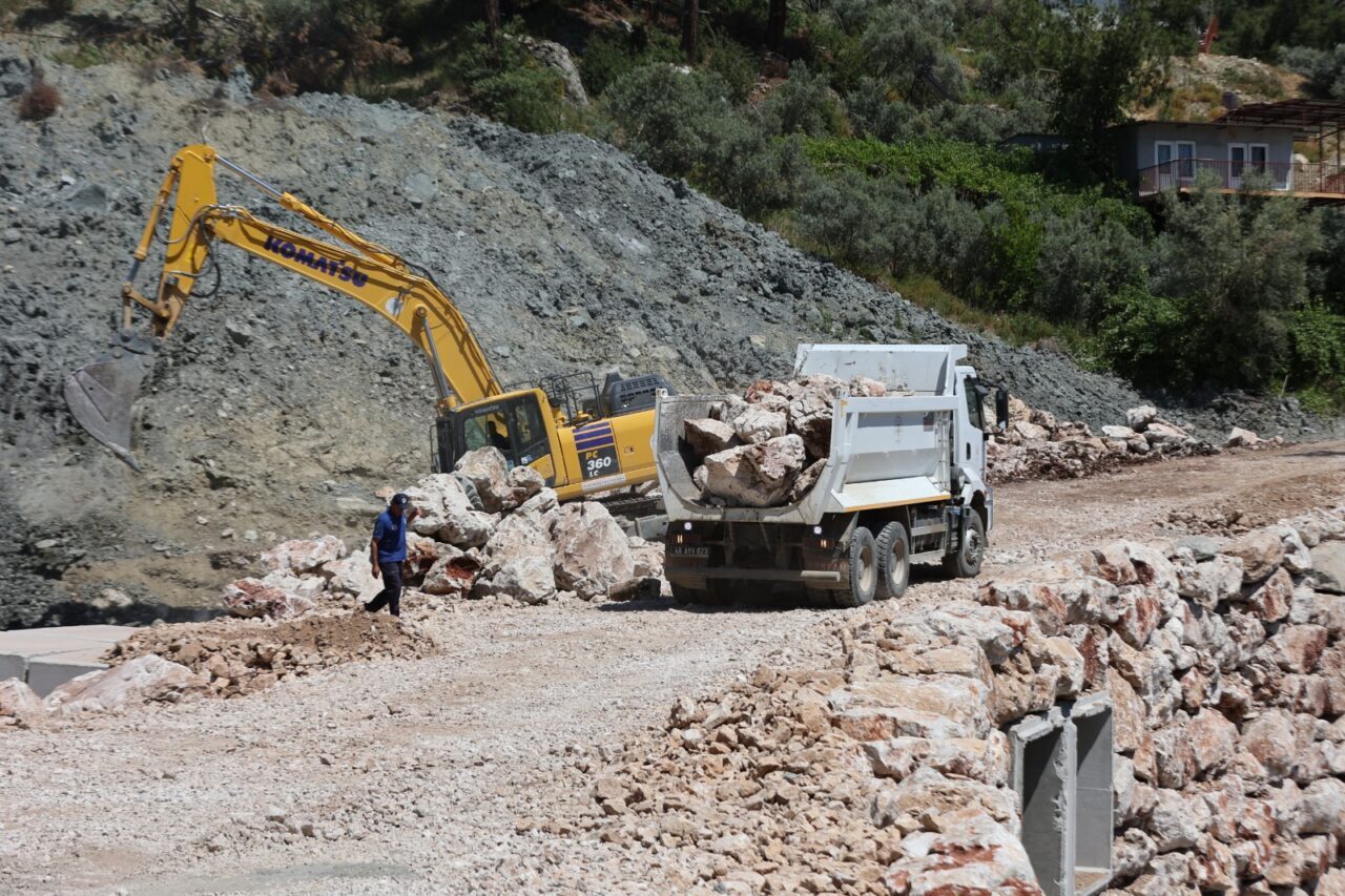 MUĞLA (AA) – Muğla'nın Seydikemer ilçesinde 4 ay önce heyelan