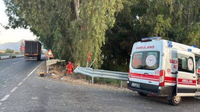 MUĞLA (AA) – Muğla'nın Ula ilçesinde otomobilin kontrolden çıkarak devrilmesi