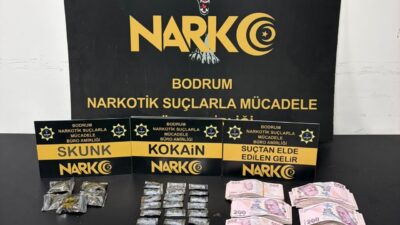 MUĞLA (AA) – Muğla'da uyuşturucu operasyonunda gözaltına alınan 3 şüpheliden