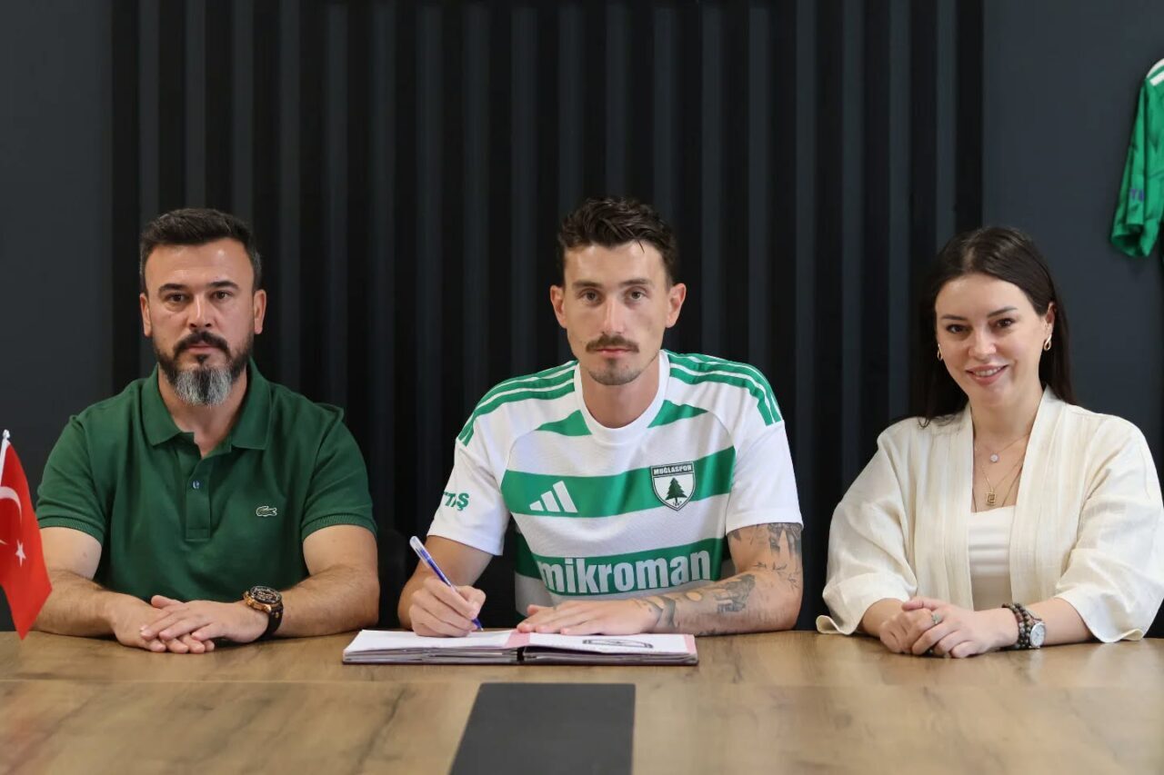 MUĞLA (AA) – Trendyol 1. Lig'in yeni ekiplerinden Muğlaspor, kaleci