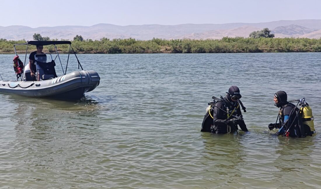 MUŞ (AA) – Muş'ta Murat Nehri'ne düşerek akıntıya kapılan 10