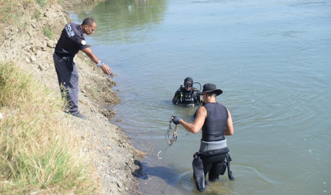 MUŞ (AA) – Muş'ta dün Murat Nehri'ne düşerek akıntıya kapılan