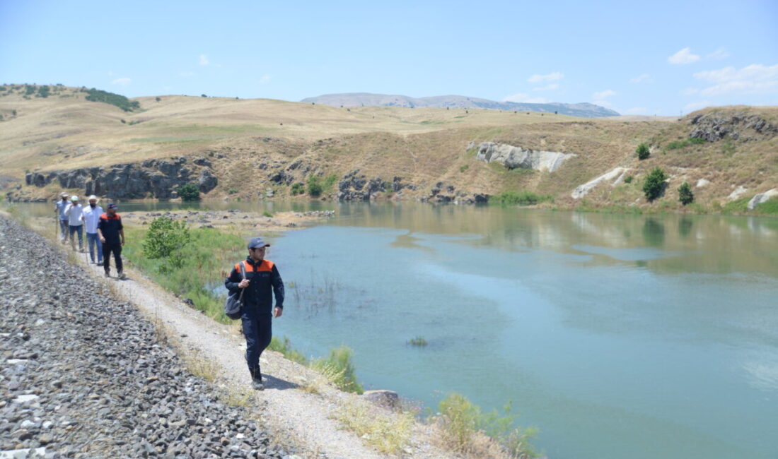 MUŞ (AA) – Muş'ta Murat Nehri'ne düşerek akıntıya kapılan 10