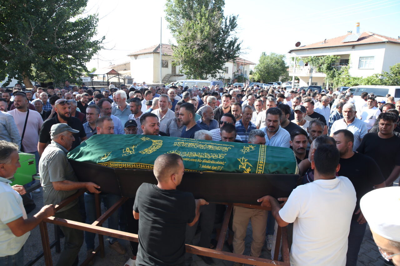 KAYSERİ (AA) – Nevşehir'de otomobilin devrilmesi sonucu hayatını kaybeden anne