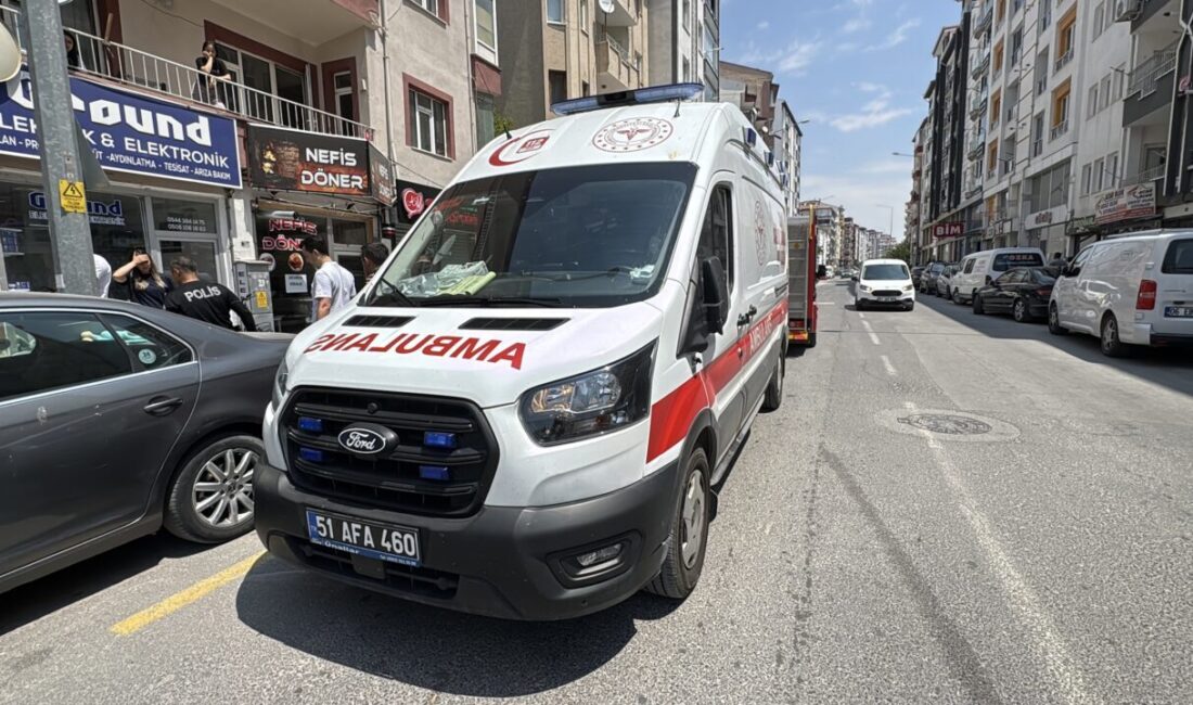 NİĞDE (AA) – Niğde'de tartıştığı eski nişanlısını rehin alıp camla