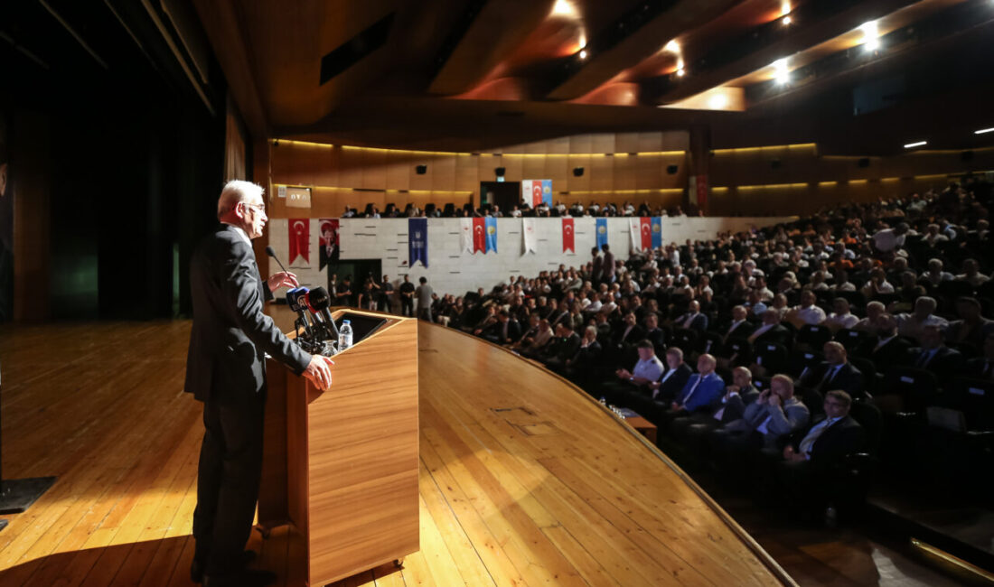 - "Hava araçlarımızın bir kere de havadan su atma kapasitesini