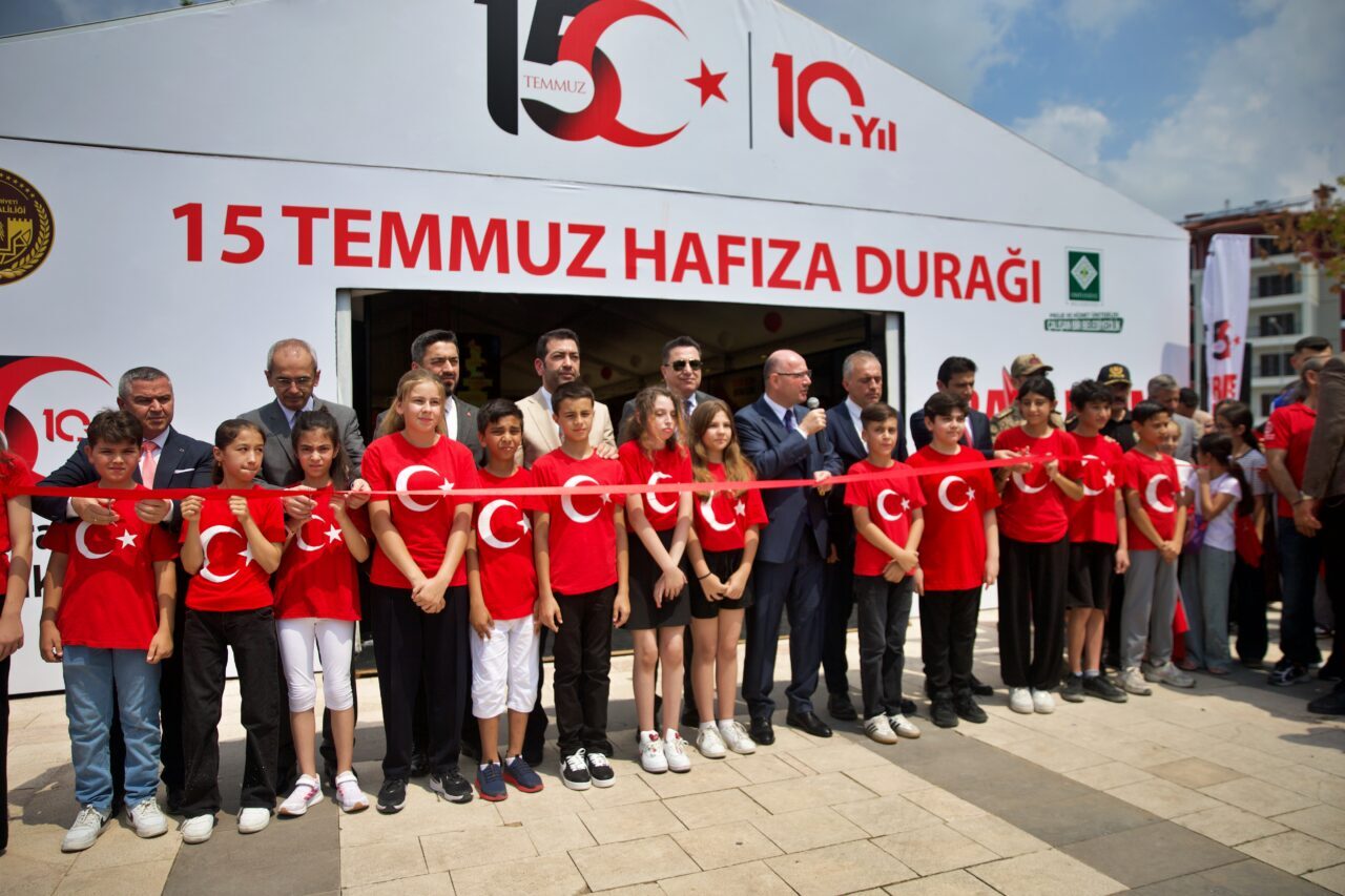 OSMANİYE (AA) – Osmaniye'de 15 Temmuz Demokrasi ve Milli Birlik
