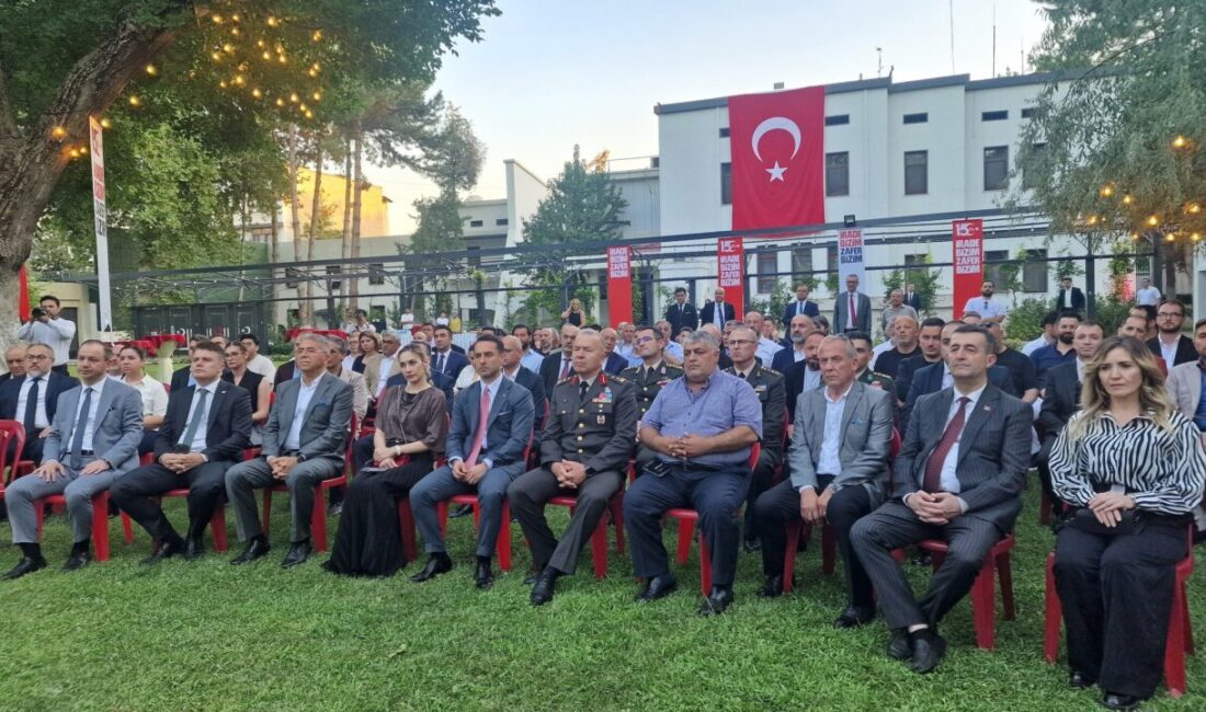 TAŞKENT (AA) – Özbekistan'ın başkenti Taşkent'te, 15 Temmuz Demokrasi ve