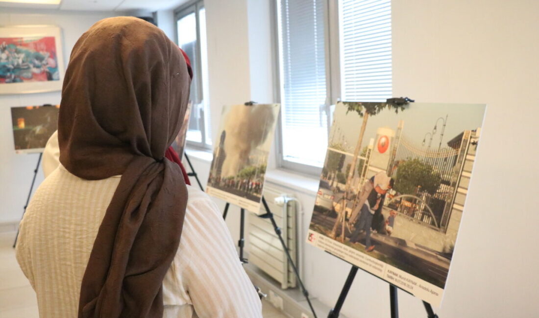 - Türkiye'nin Paris Başkonsolosu Kerem Yılmaz:
- "15 Temmuz gecesi yaşananlar,