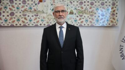 - Bolu Abant İzzet Baysal Üniversitesi Rektörü ve ROKETSAN Yönetim