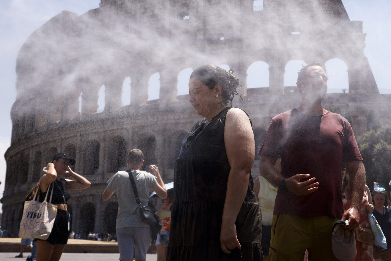 ROMA (AA) – İtalya'da 10 günü aşkındır etkili olan aşırı