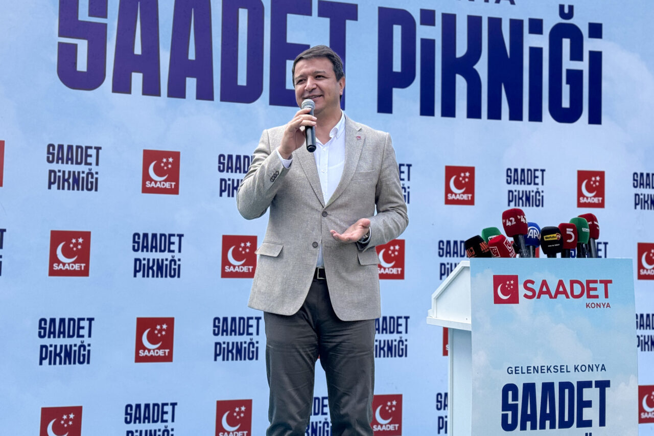 KONYA (AA) – Saadet Partisi Genel Başkanı Mahmut Arıkan, Konya'da