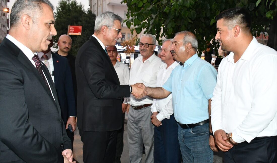 - "Gece gündüz sizlere hizmet ediyoruz ama sizlerden de Sağlık