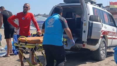 SAKARYA (AA) – Sakarya'nın Karasu ilçesinde denizde hareketsiz bulunan kişi,