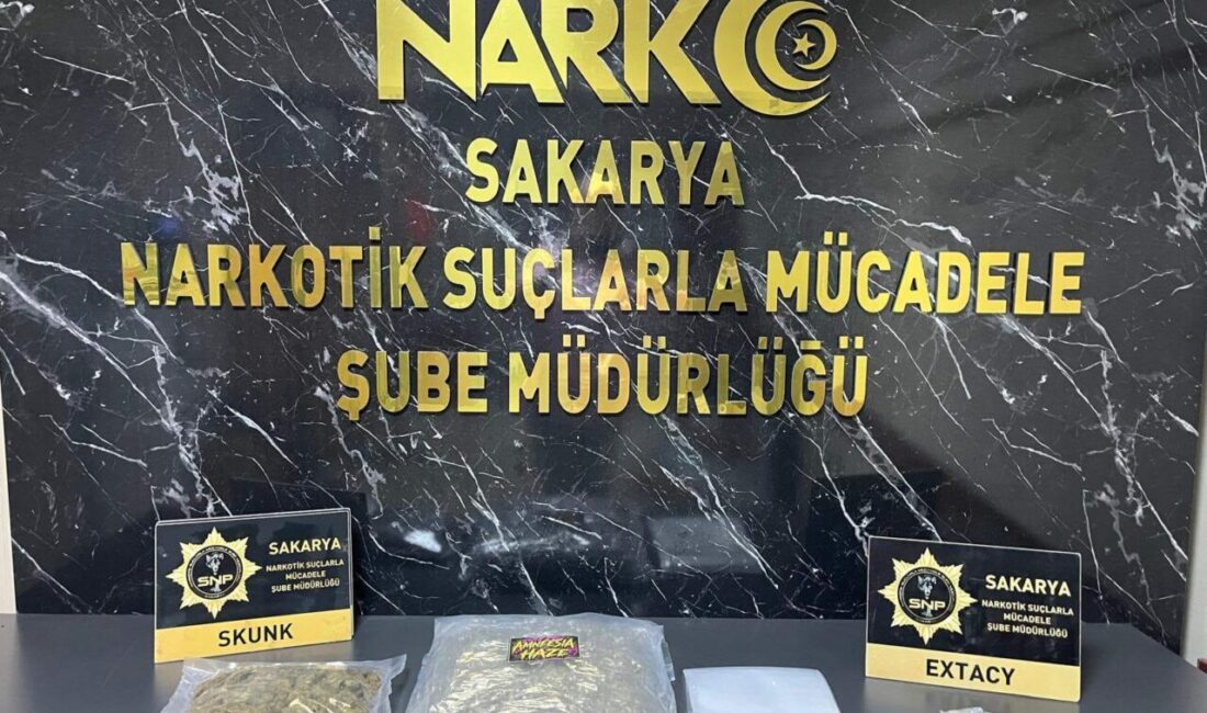 SAKARYA (AA) – Kuzey Marmara Otoyolu'nun Sakarya kesiminde durdurulan ve