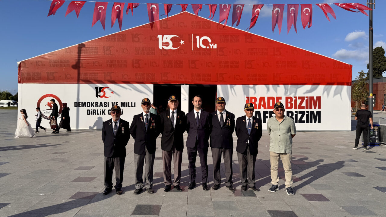 SAMSUN (AA) – Samsun'da gaziler, "15 Temmuz Demokrasi ve Milli