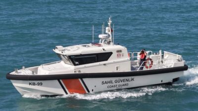 SAMSUN (AA) – Samsun'un Yakakent ilçesinde Sahil Güvenlik ekipleri, olumsuz