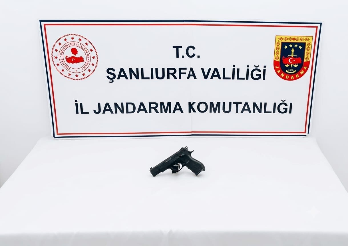 ŞANLIURFA (AA) – Şanlıurfa'nın Birecik ilçesinde, yorgun merminin isabet ettiği