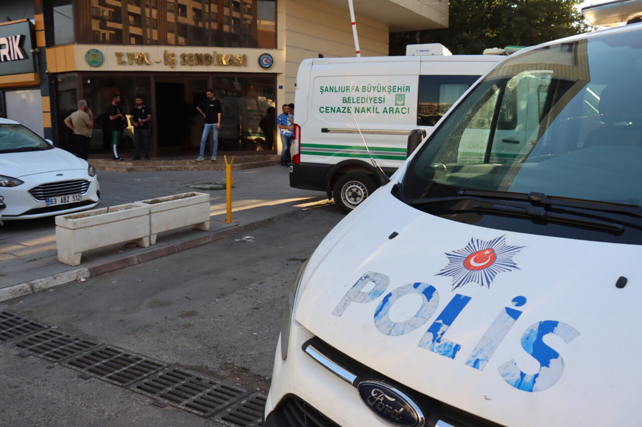 ŞANLIURFA (AA) – Şanlıurfa'nın Haliliye ilçesinde bir doktor, kaldığı misafirhanesindeki