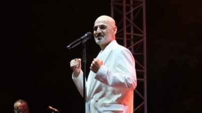 ÇORUM (AA) – Şarkıcı Soner Sarıkabadayı, 38. Uluslararası Çorum Hitit