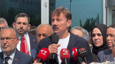 İSTANBUL (AA) – Şehit aileleri ve gaziler, CHP'li Bahçelievler Belediye
