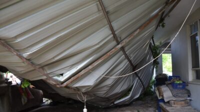 ANTALYA (AA) – Antalya'nın Serik ilçesinde etkili olan sağanak ve