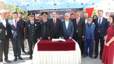 SİİRT (AA) – Siirt'te "15 Temmuz Demokrasi ve Milli Birlik