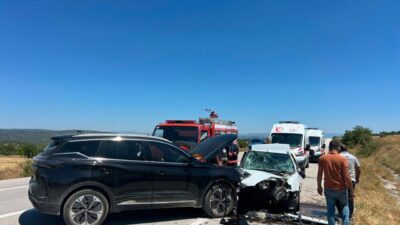 SİNOP (AA) – Sinop'un Saraydüzü ilçesinde ciple otomobilin çarpışması sonucu