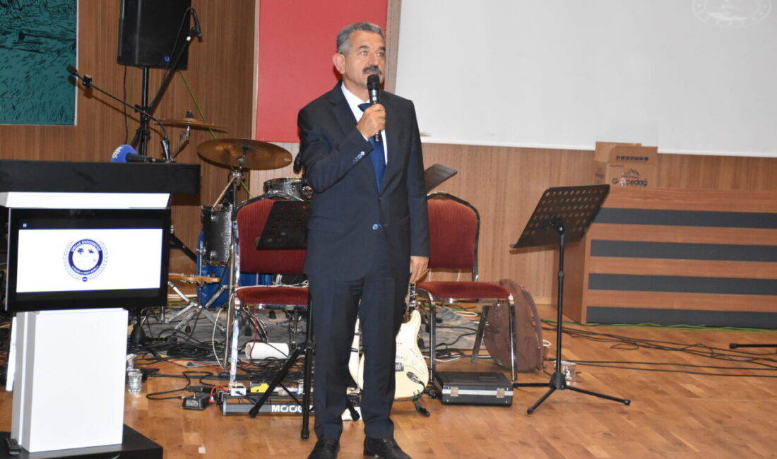 ŞIRNAK (AA) – Şırnak'ta "İrade bizim zafer bizim" temasıyla 15