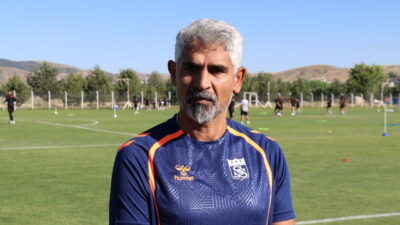 - "Zorlu bir dönemden geçiyoruz. Ama bu süreçten daha güçlü