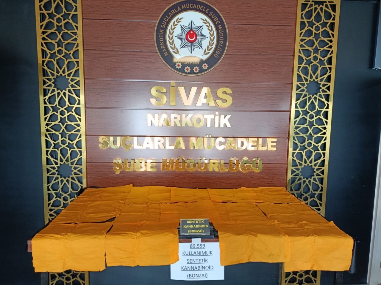 SİVAS (AA) – Sivas'ta düzenlenen uyuşturucu operasyonunda gözaltına alınan 3
