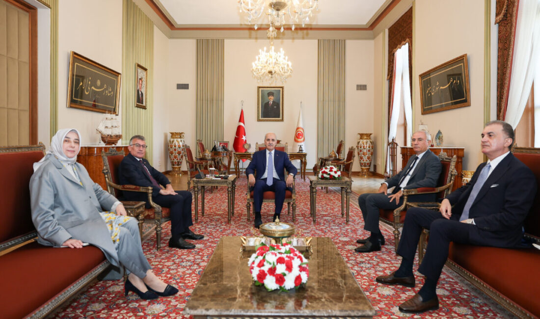 TBMM (AA) – TBMM Başkanı Numan Kurtulmuş, AK Parti heyetiyle