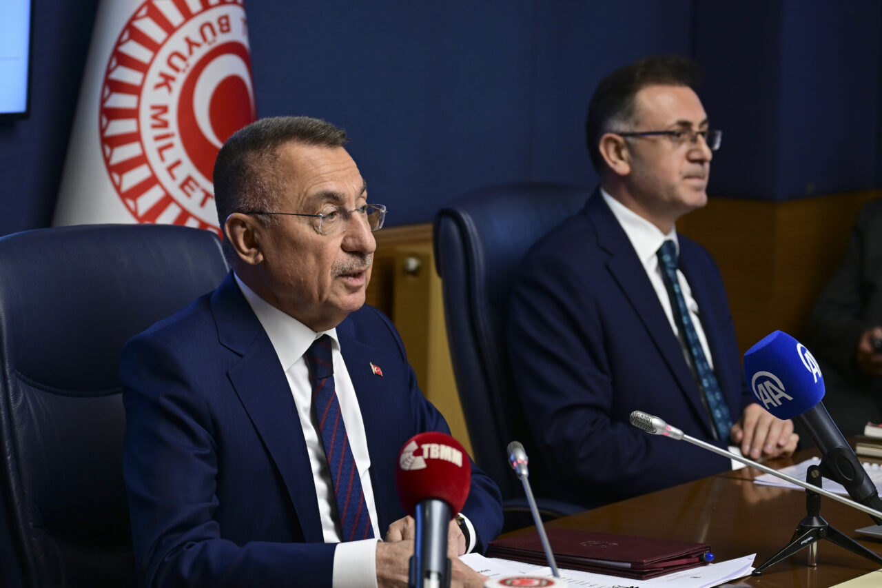- Komisyon Başkanı Fuat Oktay:
- "Kıbrıs Barış Harekatı'nın yıl dönümünün