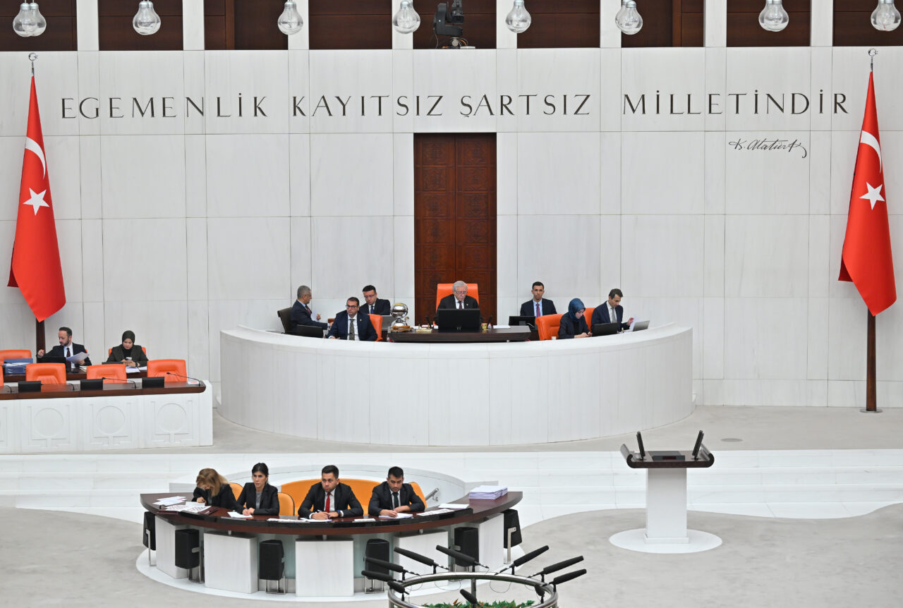 TBMM (AA) – TBMM Genel Kurulu, Meclis Başkanvekili Celal Adan