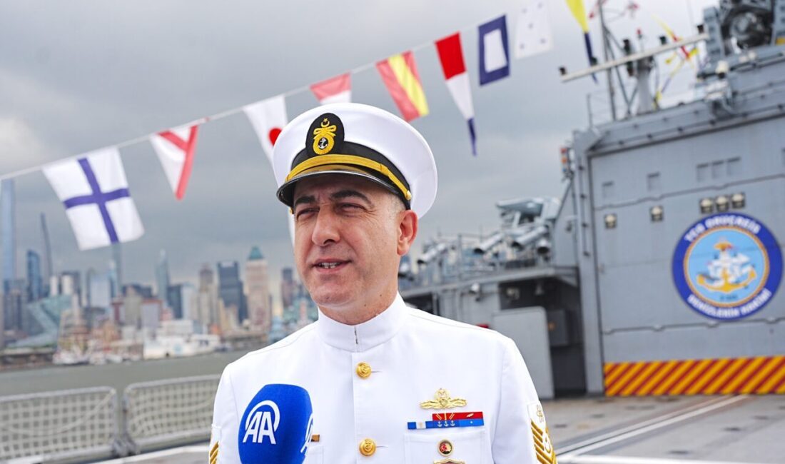 - TCG Oruçreis’in Komutanı Deniz Kurmay Albay Kemal Varlı:
- "TCG