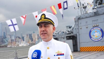 - TCG Oruçreis’in Komutanı Deniz Kurmay Albay Kemal Varlı:
- "TCG