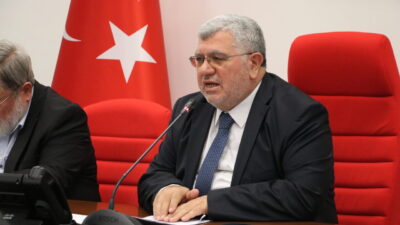 - Tekirdağ Namık Kemal Üniversitesi İlahiyat Fakültesi Dekanı Prof. Dr.
