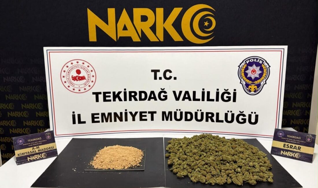 TEKİRDAĞ (AA) – Tekirdağ'ın Çorlu ilçesinde bir araçta 1 kilogram