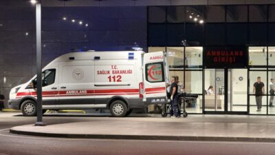 TEKİRDAĞ (AA) – Tekirdağ'ın Süleymanpaşa ilçesinde düzenlenen mevlit programında ikram