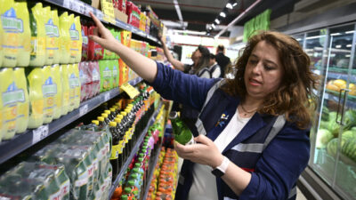 ANKARA (AA) – Ticaret Bakanlığı ekipleri, plastik, cam ve metal