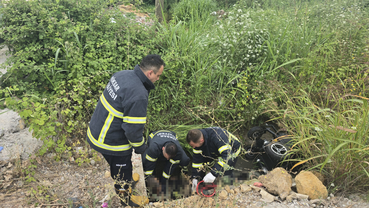 TOKAT (AA) – Tokat'ın Niksar ilçesinde engelli kişi sulama kanalında