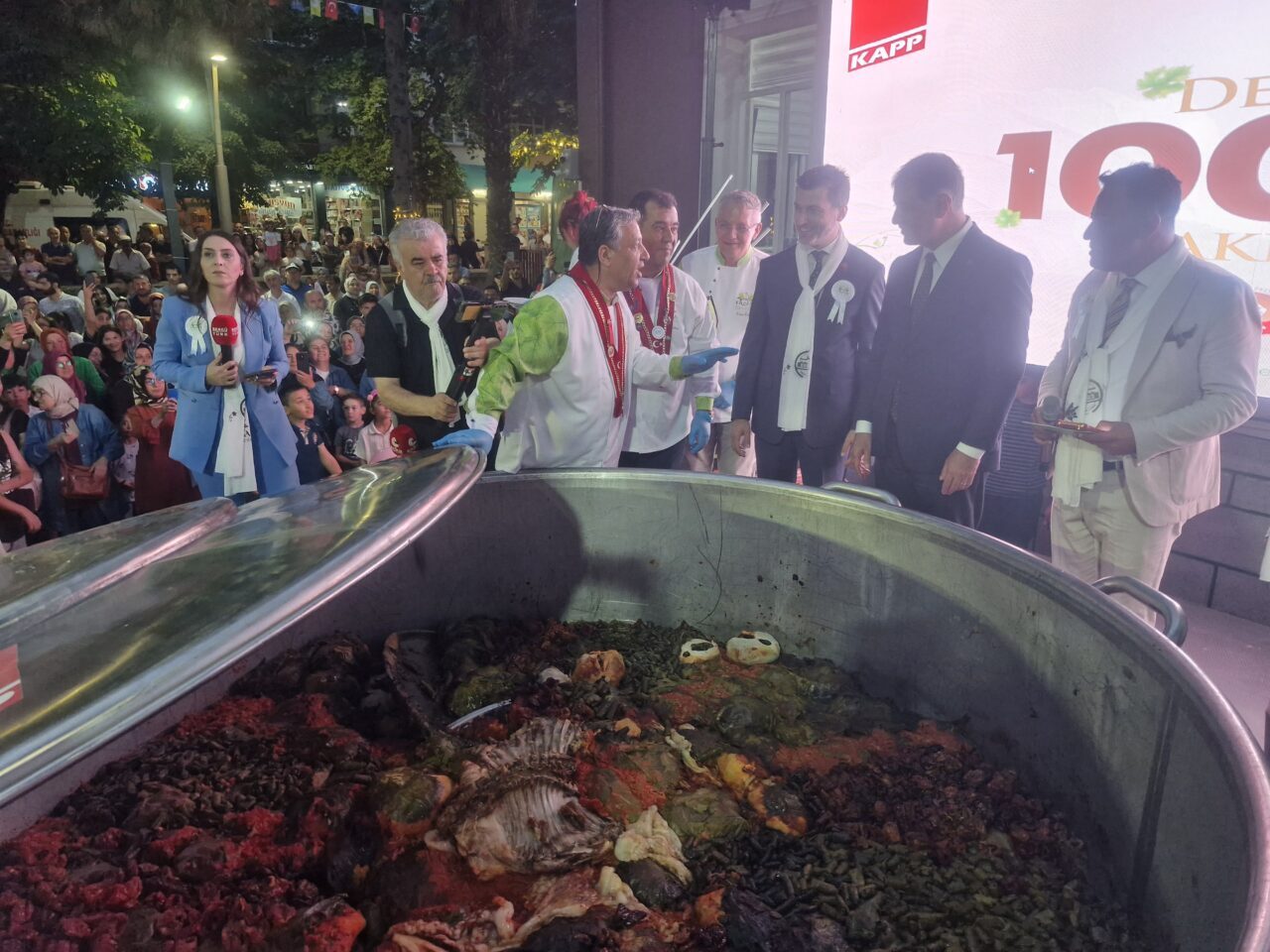 TOKAT (AA) – Tokat'ın Erbaa ilçesinde düzenlenen Uluslararası Erbaa Yaprak