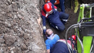 TRABZON (AA) – Trabzon'un Akçaabat ilçesinde altyapı çalışması sırasında göçük