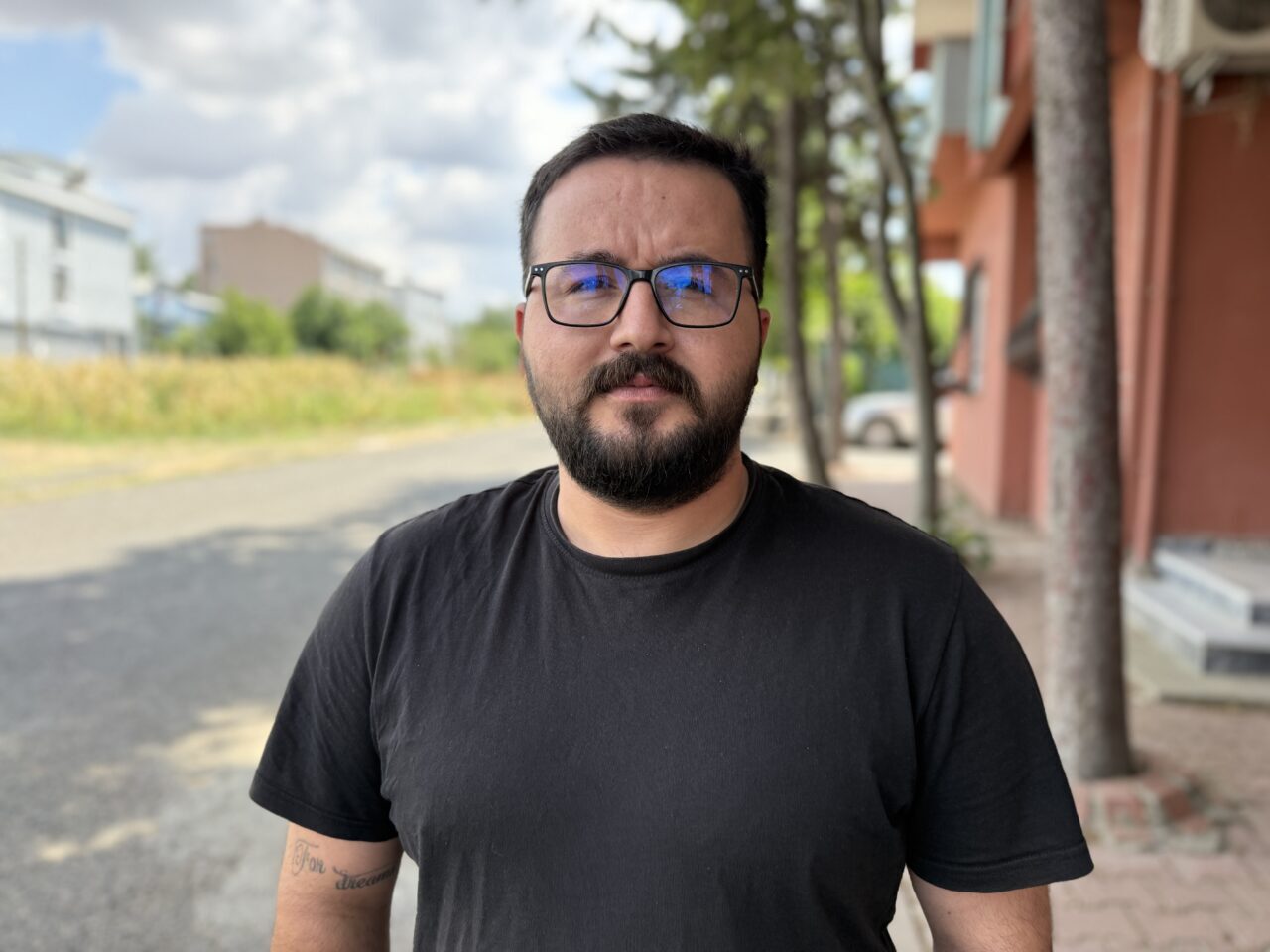 - Sahipsiz köpeklerin barınaklara götürülmesiyle saldırıların azaldığını belirten vatandaşlar, sokakların