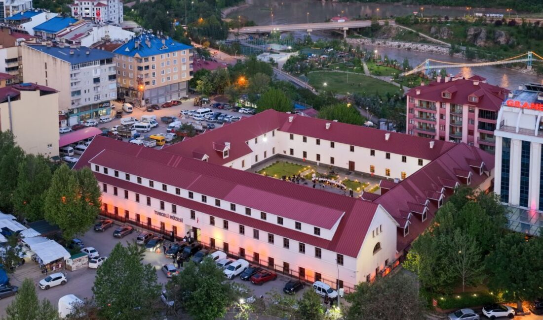 - Kültür ve Turizm Bakanı Mehmet Nuri Ersoy:
- "Tunceli Müzemiz,